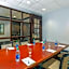 La Quinta Inn & Suites by Wyndham Secaucus Meadowlands