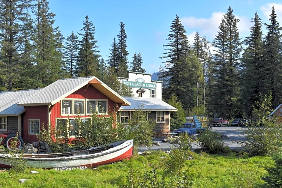 Exit Glacier Lodge