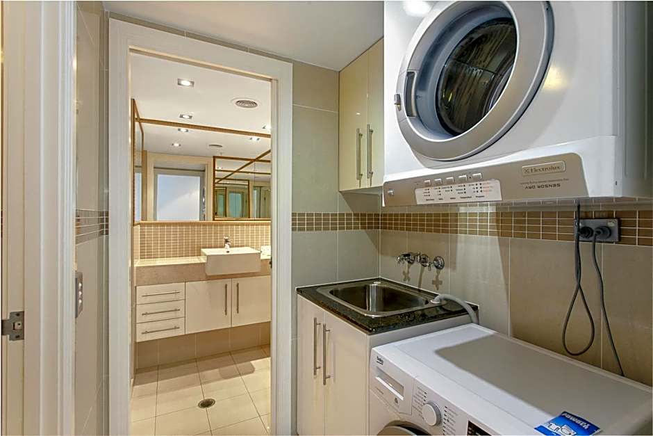 Proximity Waterfront Apartments