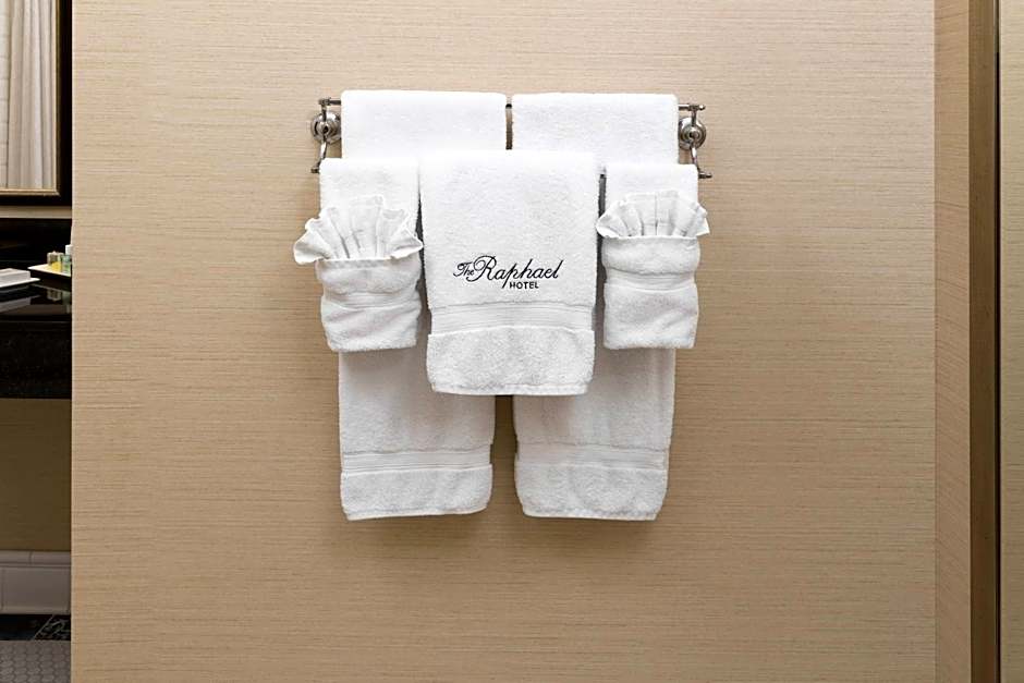 The Raphael Hotel, Autograph Collection