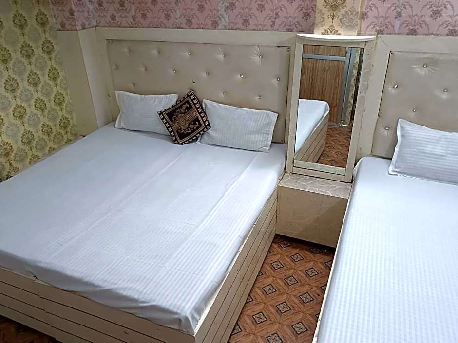 Maa Vaishno Guest House