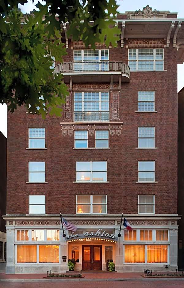 The Ashton Hotel