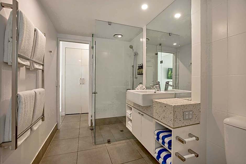 Peppers Beach Club Hotel Port Douglas