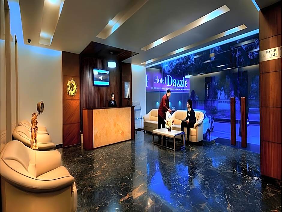 Hotel Dazzle – Agra, NC