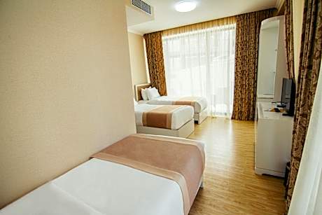 Triple Room with Balcony