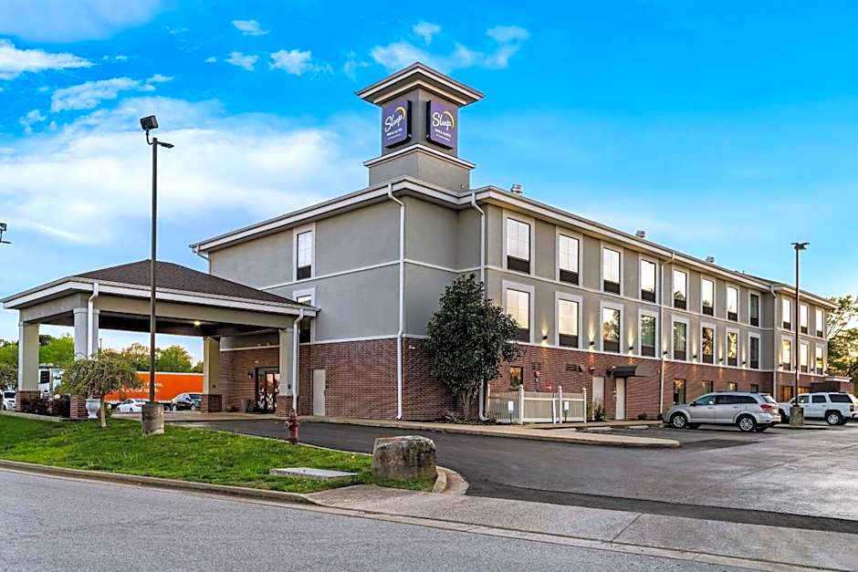 Sleep Inn & Suites Dyersburg I-155