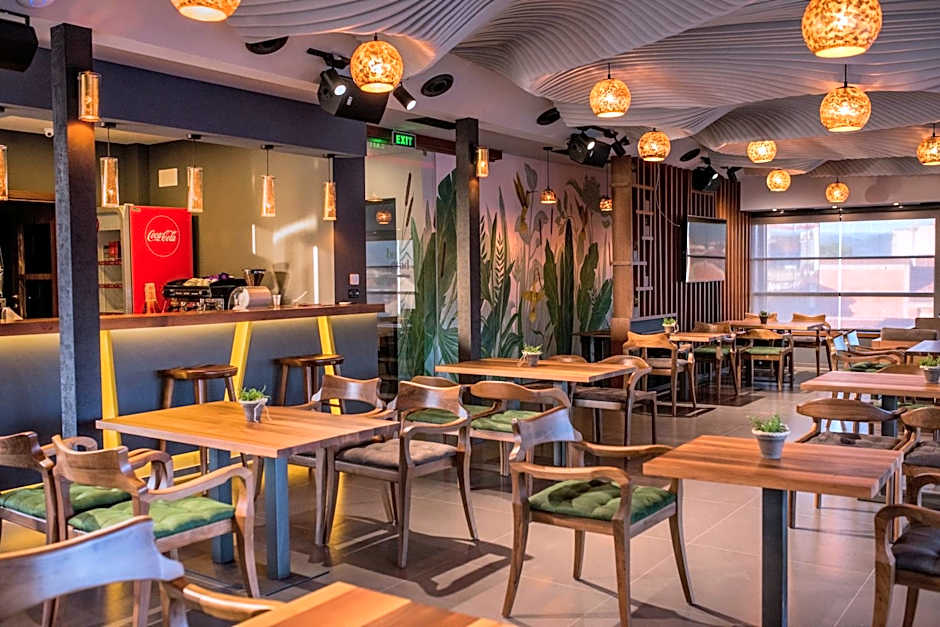 Hotel Bograd - Apartments & Lounge Station