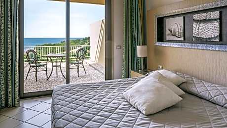 Superior Triple Room with Sea View