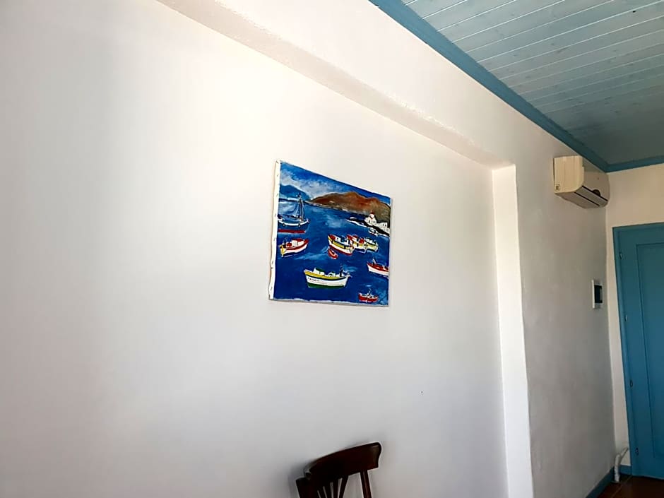 Captain's Rocks Hotel