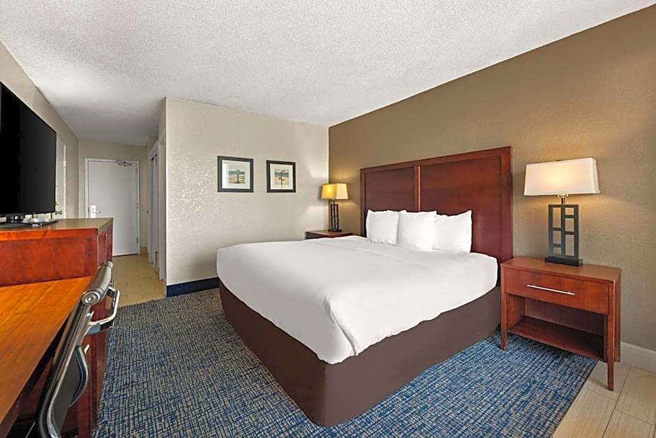 Comfort Inn On The Ocean