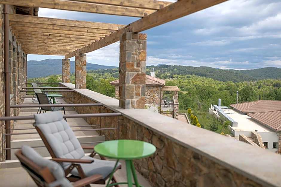 Foresta in Medias Mores