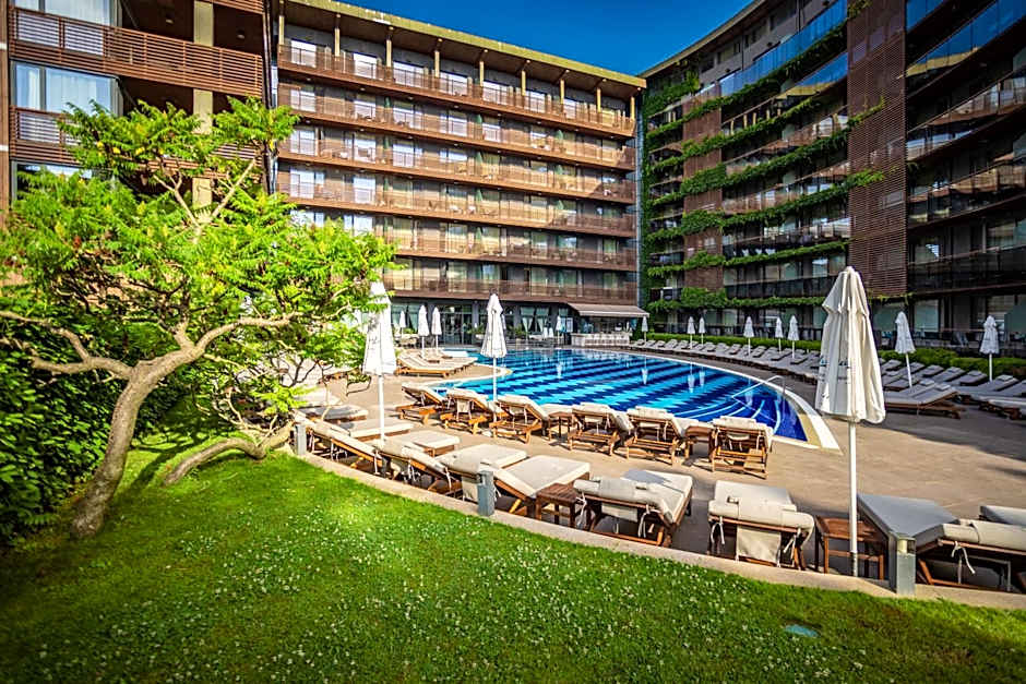 Galeon Residence & SPA