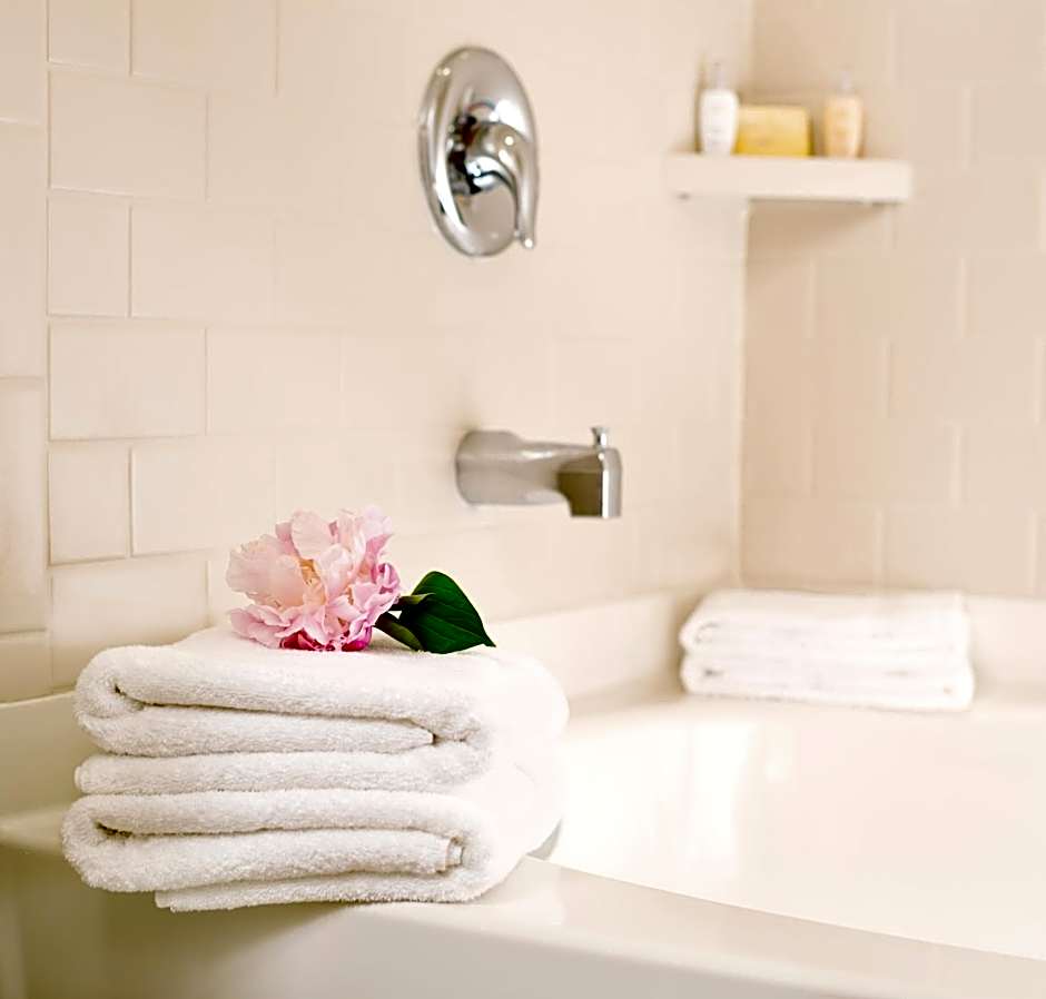 Ayres Hotel Costa Mesa/Newport Beach