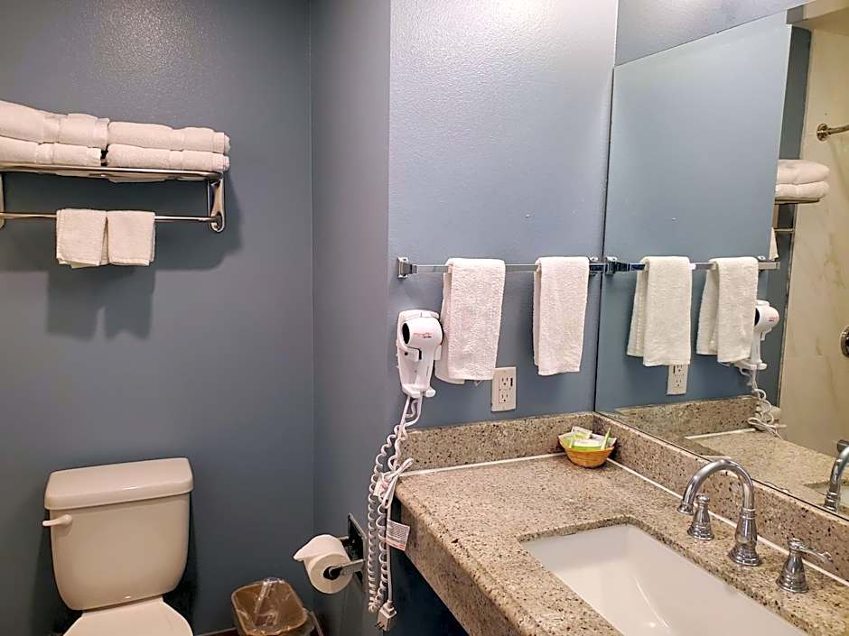Ocean Surf Inn & Suites
