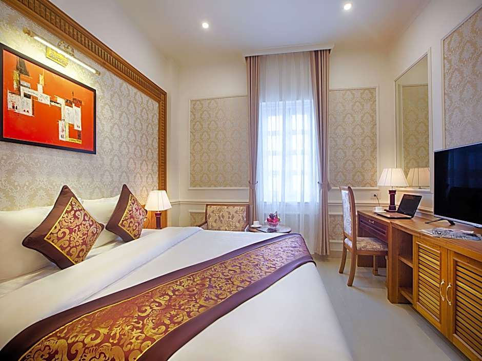 Riverside Hotel Quang Binh