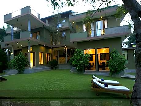 Mangrove Escapes Resort