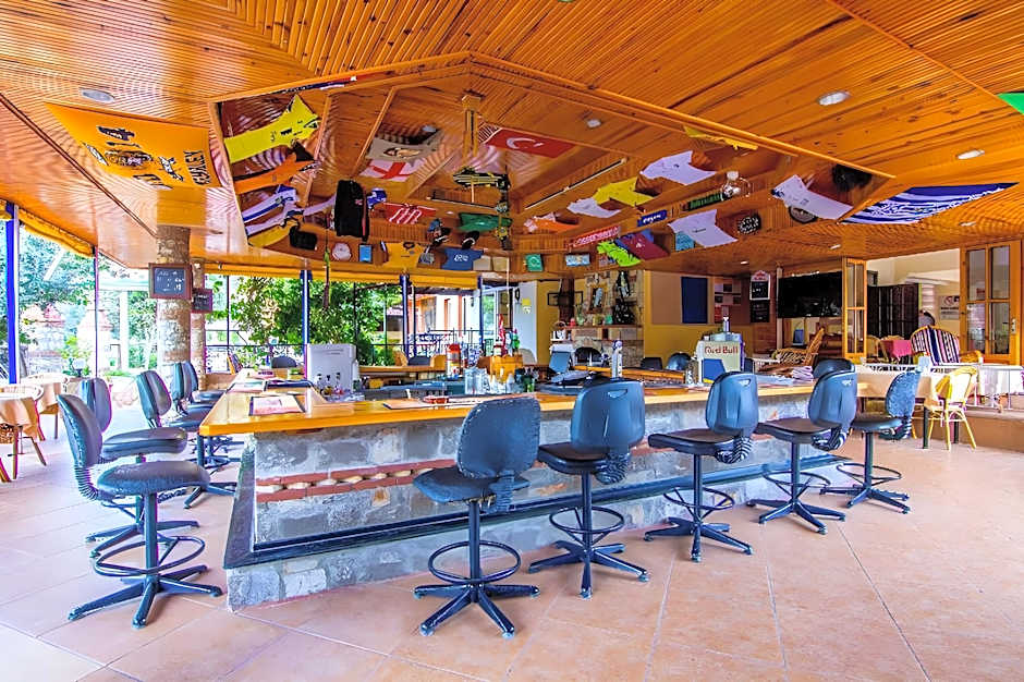 Magic Tulip Beach Hotel