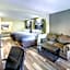 Super 8 by Wyndham Jackson MS Near the Fairgrounds