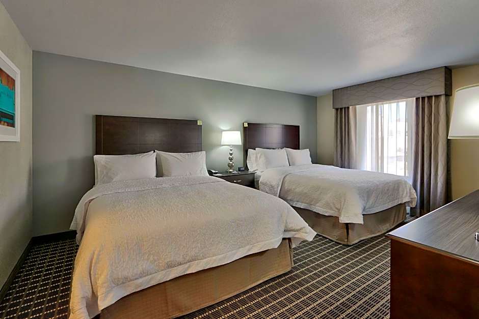 Hampton Inn By Hilton & Suites Albuquerque Airport