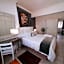 At 98 on Lynburn Guest House