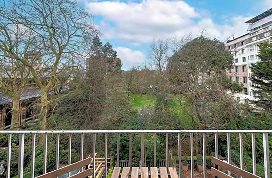 The Harrington - Knightsbridge - 18 Rutland Gate