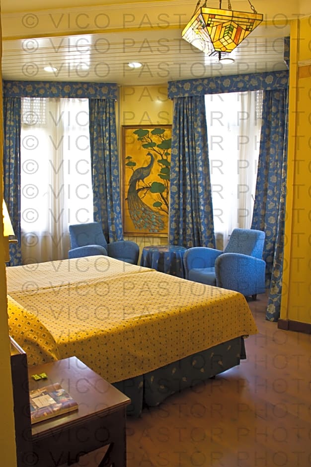 One Shot Palacio Reina Victoria 04