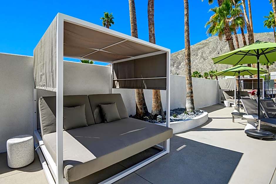 The Dunes Hotel (Palm Springs)