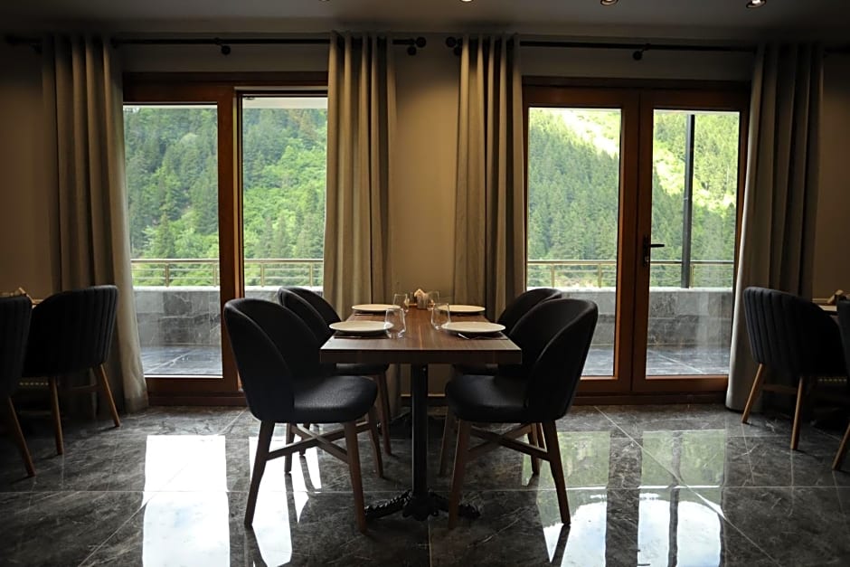 PAZARCIK MOUNTAIN HOTEL