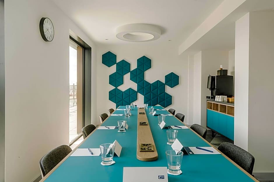 Holiday Inn Express Liverpool - Central By IHG