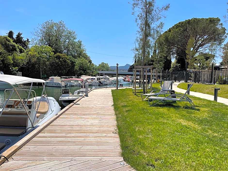 Ilot du Golf, BW Premier Collection