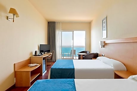 Superior Double or Twin Room with Sea View (3 Adults)