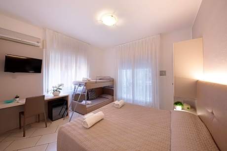 Superior Quadruple Room
