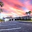 Cozy hotel with Super location near Disney