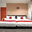 RedDoorz @ Batam Center 2