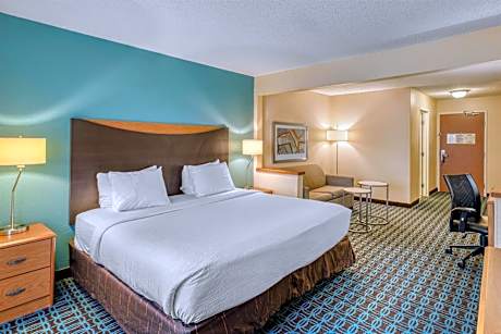 SureStay by Best Western Mount Pleasant Racine