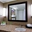 Holiday Inn Express Hotel & Suites Meadowlands Area By IHG