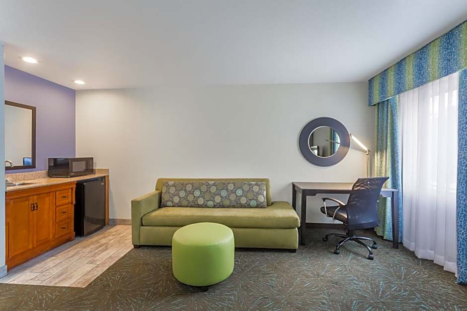 Days Inn & Suites by Wyndham East Flagstaff