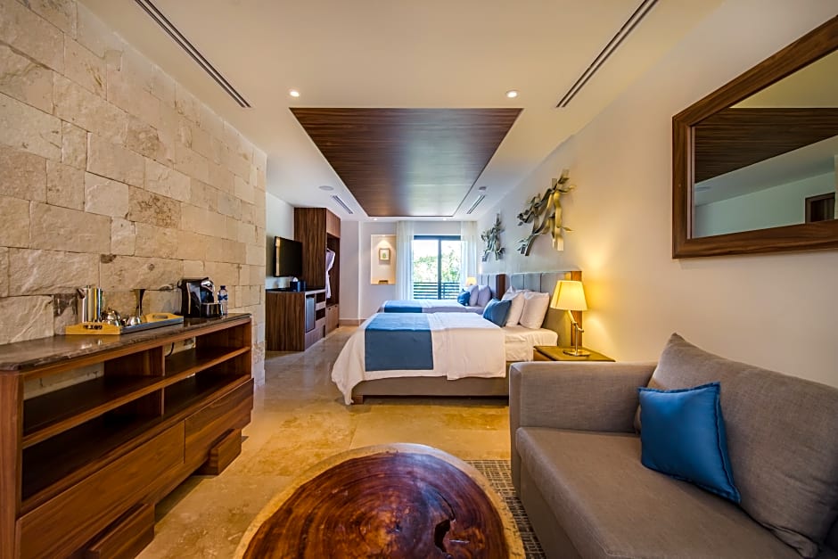 Naay Tulum Curamoria Collection