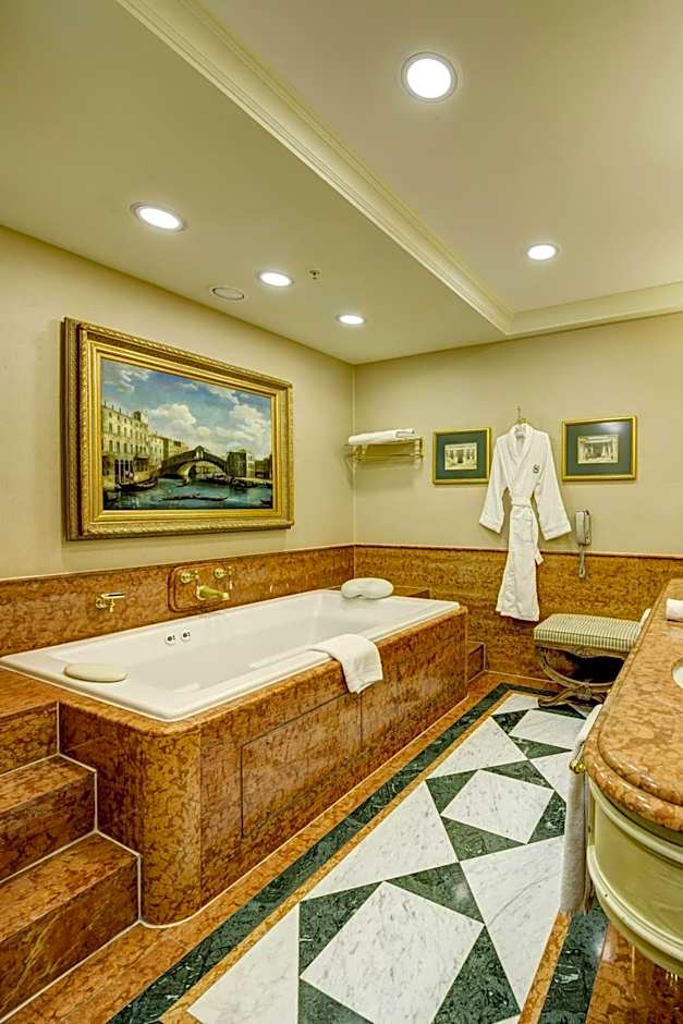 Sheraton Santiago Hotel and Convention Center