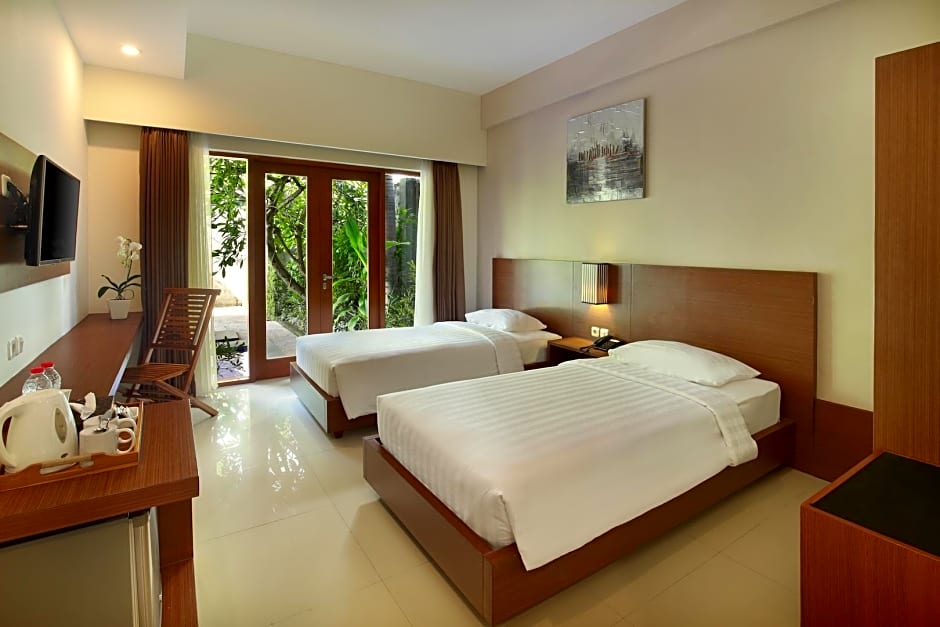 Bali Chaya Hotel Legian