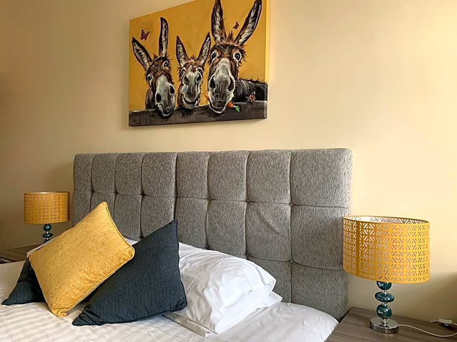 Market Place Serviced Apartments, Leek