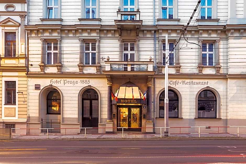 Hotel Praga 1885 by Wagnerstays