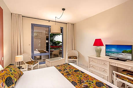 Double Room with Balcony and Sea View