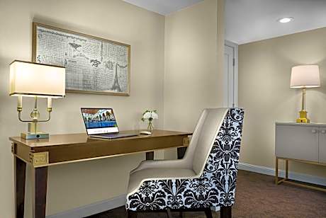 Queen Room