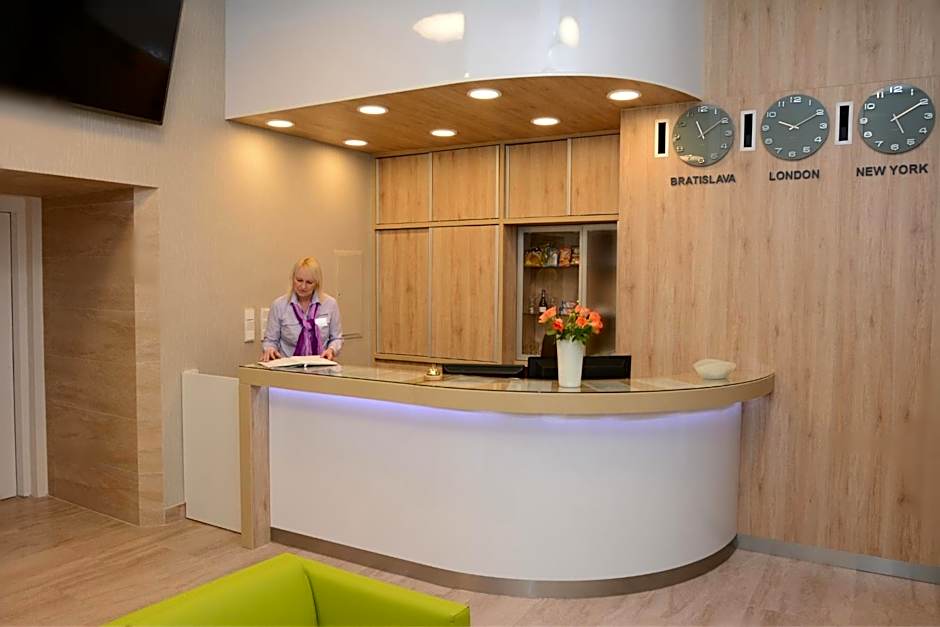 Hotel Stardust
