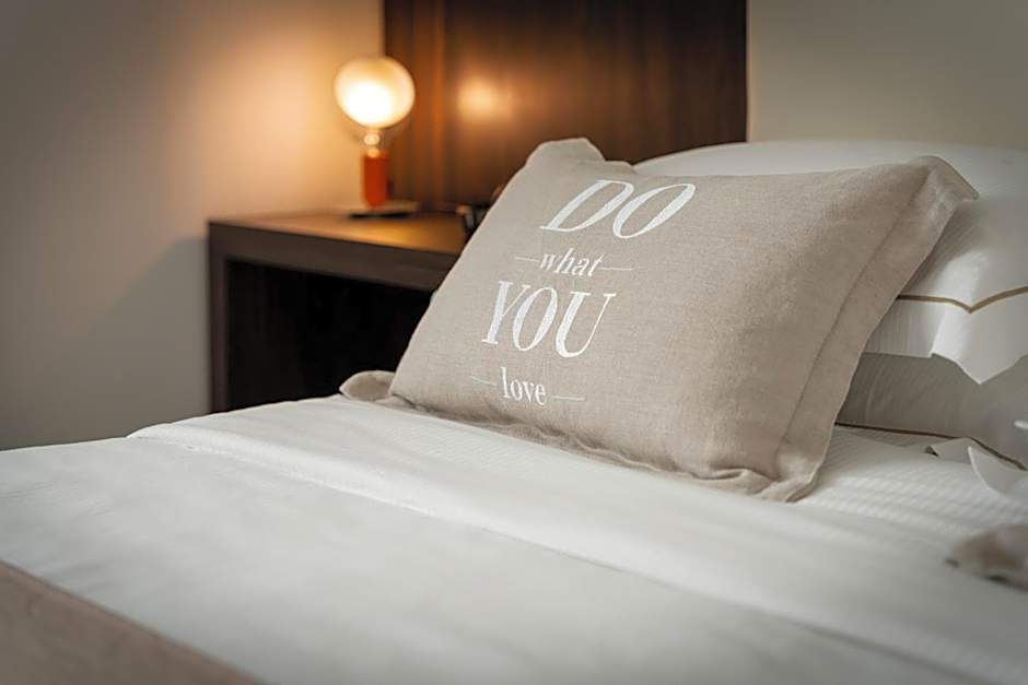 Dan Hotel