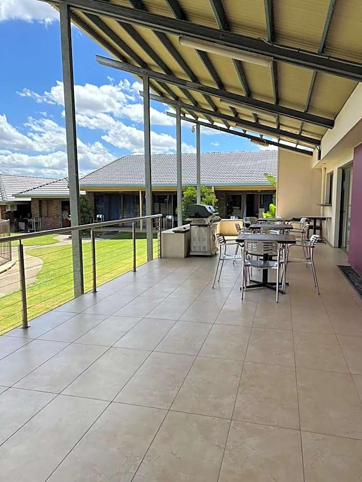 Oxley Motor Inn