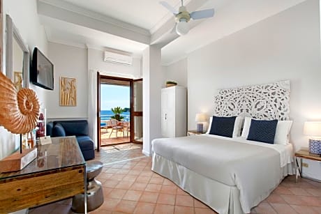 Superior Double Room with Sea View