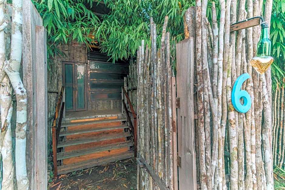 La Embajada Universal The Eighth Color of Bacalar