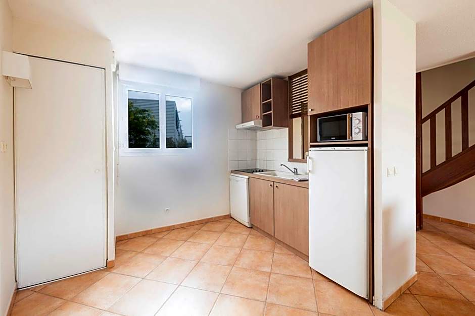 Park & Suites Village Aix-Le Rousset